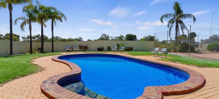 里弗兰德舒适套房酒店(Comfort Inn & Suites Riverland)图片