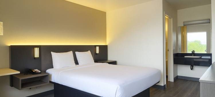 6号汽车旅馆明尼阿波里斯市北 - 罗斯维尔店(Motel 6 Roseville, MN - Minneapolis North)图片