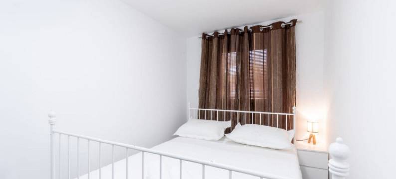 Stone House Prapatna-Two Bedroom Holiday Home with Swimming Pool图片