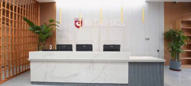 都市118精选酒店(岚山汽车站店)图片