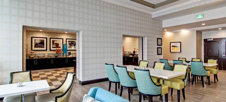 希尔顿旗下欢朋酒店及套房-萨斯卡通机场(Hampton Inn & Suites by Hilton Saskatoon Airport)图片