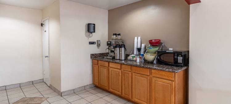 水牛城-TX红屋顶旅馆(Red Roof Inn Buffalo, TX)图片