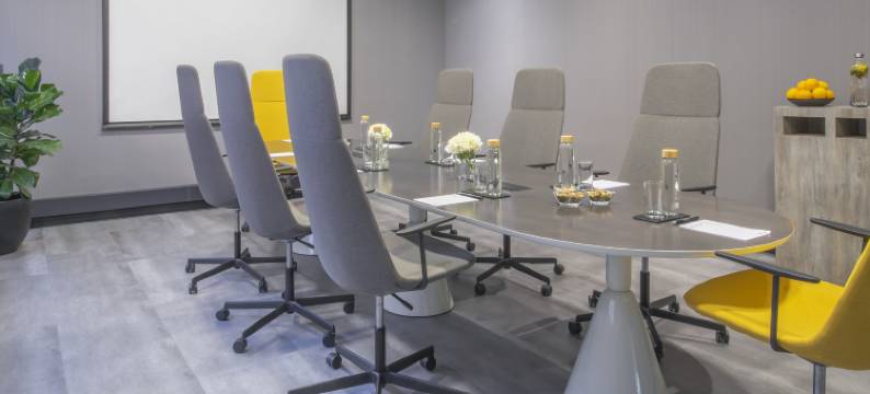 圣地亚哥埃尔博斯克铂尔曼酒店(Pullman Santiago El Bosque)图片