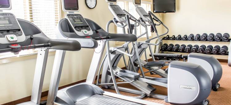 费耶特维尔自由堡附近舒适酒店(Comfort Inn Fayetteville Near Fort Bragg)图片