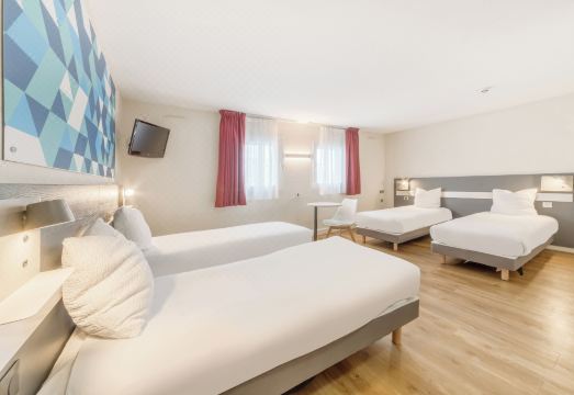 Comfort Hotel Paris Porte d'Ivry Hotel Overview