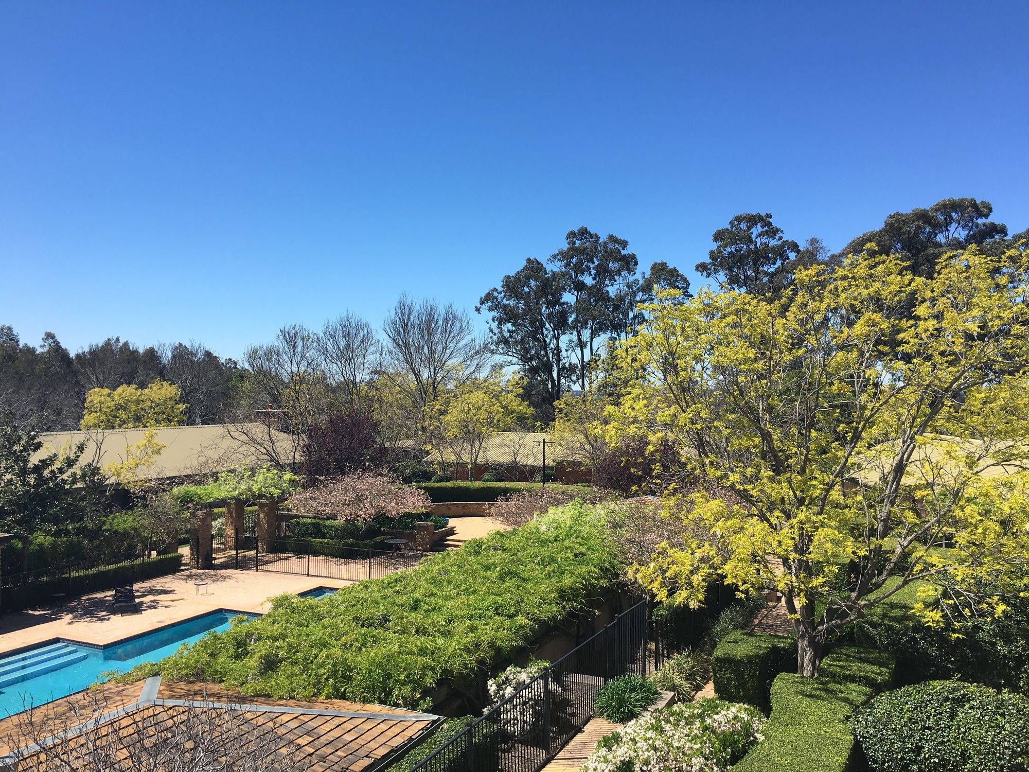Mercure Hunter Valley Gardens Over view