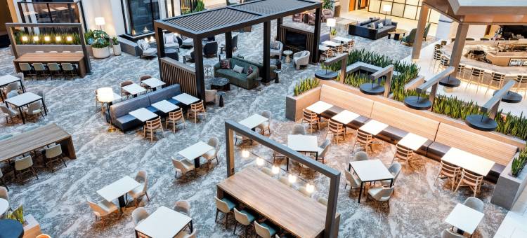 希尔顿大使套房酒店在温泉城会议中心(Embassy Suites by Hilton at Hot Springs Convention Center)图片