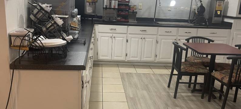 海恩斯维尔红屋顶旅馆(Red Roof Inn & Suites Hinesville)图片