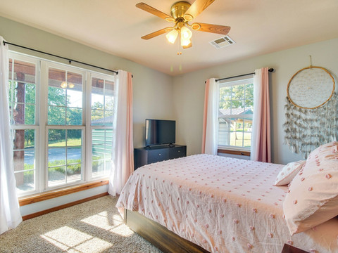 令人难以置信的原木房屋：距离特恩基勒湖1英里