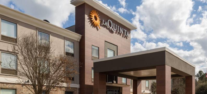 纳科多奇斯拉昆塔温德姆酒店及套房(La Quinta Inn & Suites Nacogdoches)图片