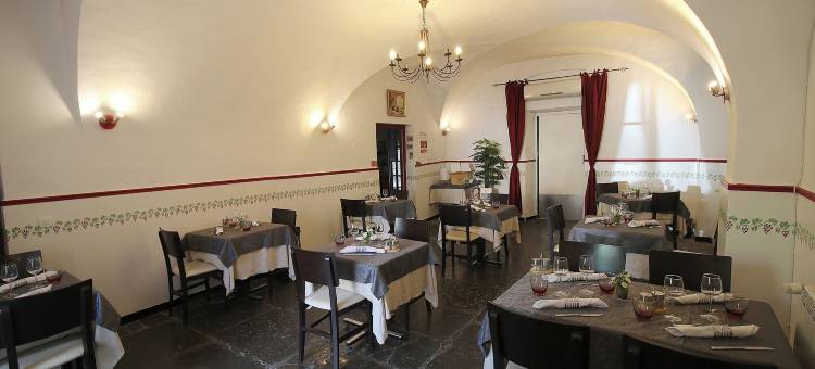 奥伯格德拉克尼酒店(Auberge de la Couronne)图片
