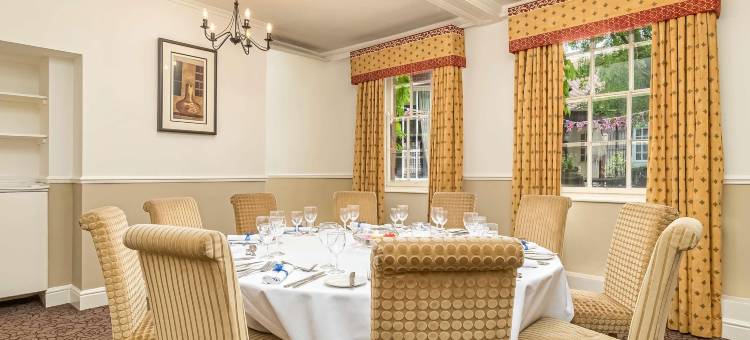索尔兹伯里怀特哈特美居酒店公寓(Mercure Salisbury White Hart Hotel & Apartments)图片