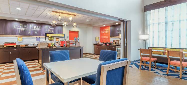 帕克斯堡市中心欢朋套房酒店(Hampton Inn & Suites Parkersburg Downtown)图片
