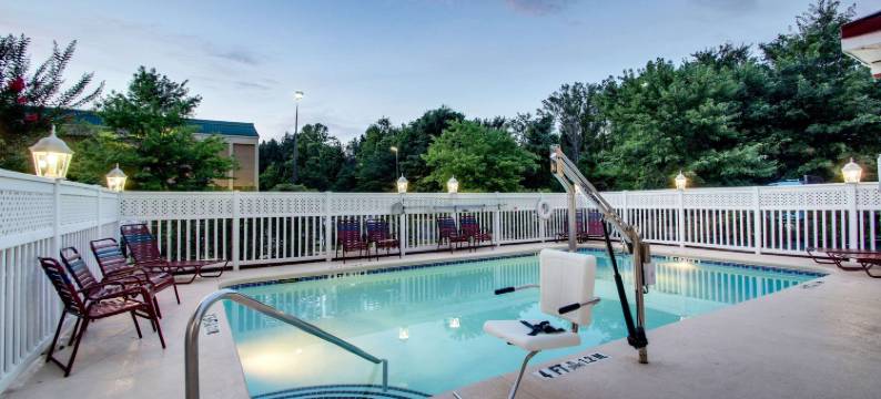 伍德斯托克舒适套房酒店- 亚特兰大北(Comfort Suites Woodstock - Atlanta North)图片