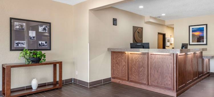 科科莫赛道附近舒适酒店(Comfort Inn Near Kokomo Speedway)图片