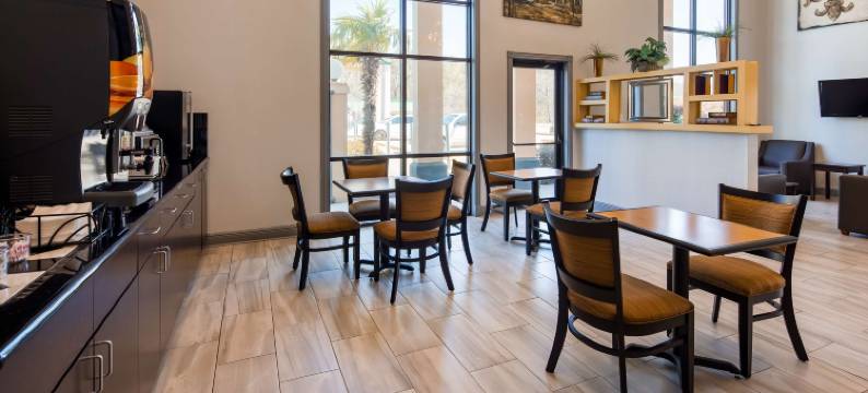 哈蒙德贝斯特韦斯特SureStay Plus酒店(SureStay Plus Hotel by Best Western Hammond)图片