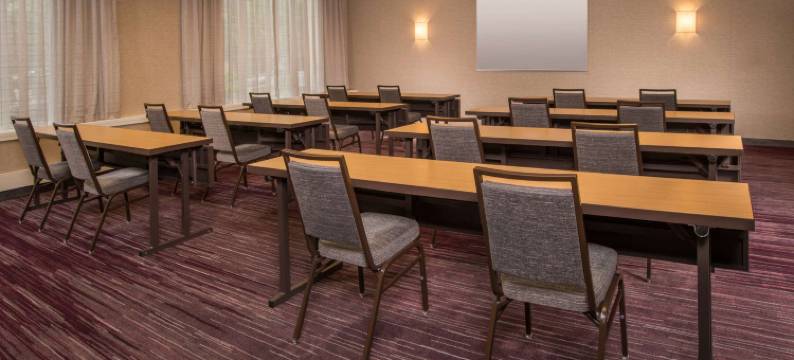 阿灵顿罗斯林索内斯塔精选酒店(Sonesta Select Arlington Rosslyn)图片