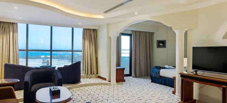 皇冠大厦酒店(Crown Tower Hotel)图片