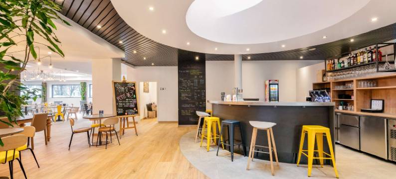 马蒂尼康铂酒店(Campanile Martigny)图片