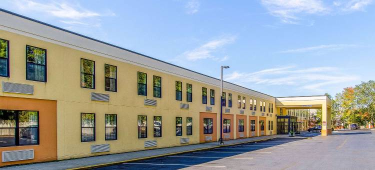 Red Roof Inn & Suites Middleborough图片