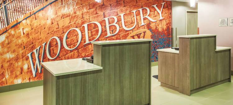 圣保罗伍德伯里拉昆塔温德姆套房酒店(La Quinta Inn & Suites by Wyndham St. Paul-Woodbury)图片