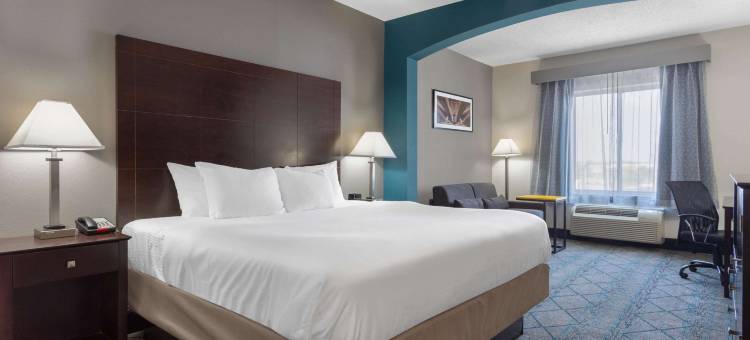 哥伦布西希利亚德拉昆塔温德姆套房酒店(La Quinta Inn & Suites by Wyndham Columbus West - Hilliard)图片