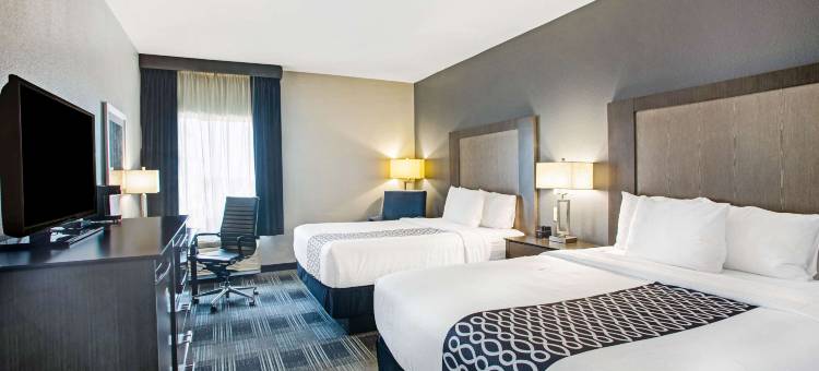 维多利亚南拉昆塔温德姆套房酒店(La Quinta Inn & Suites by Wyndham Victoria - South)图片