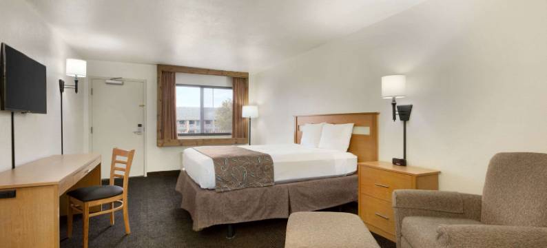 贝伦Travelodge by Wyndham酒店(Travelodge by Wyndham Belen)图片