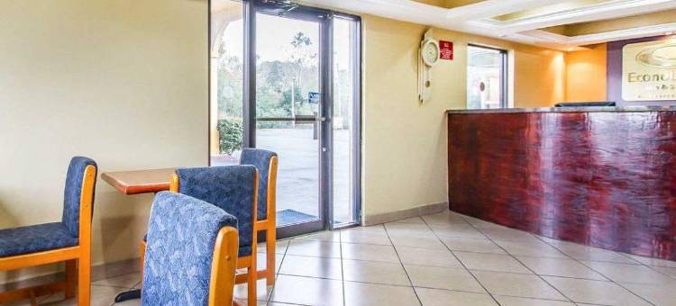 伊克诺旅馆套房酒店(Econo Lodge Inn & Suites)图片