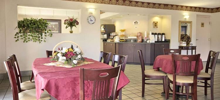 卢瑟格伦国王自治区速8酒店(Super 8 by Wyndham Ruther Glen Kings Dominion Area)图片