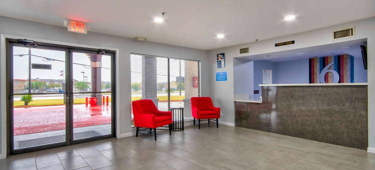 德克萨斯德克萨斯城 6 号开间(Studio 6 Texas City, TX)图片