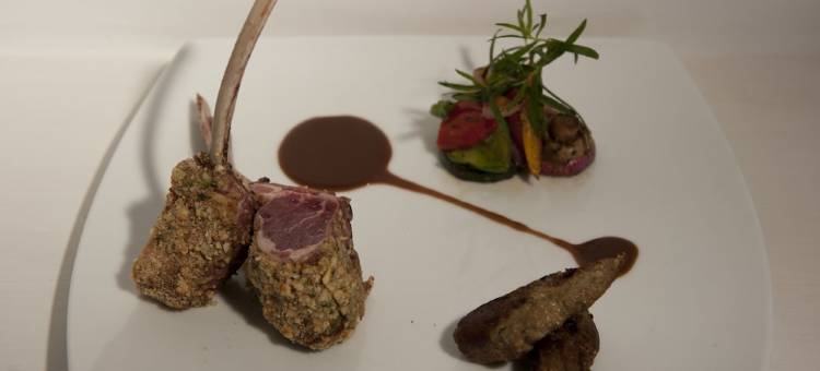 乌纳瓦图纳塔勒佩埃拉海滩酒店(Era Beach)图片