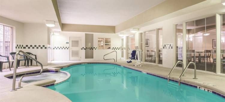 亚特兰大斯托克布里奇拉昆塔温德姆套房酒店(La Quinta Inn & Suites by Wyndham Atlanta Stockbridge)图片