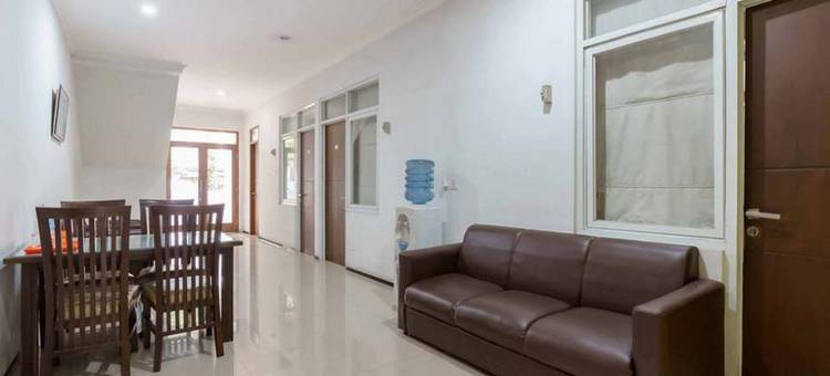 Aimer Guest House Syariah Mitra RedDoorz图片