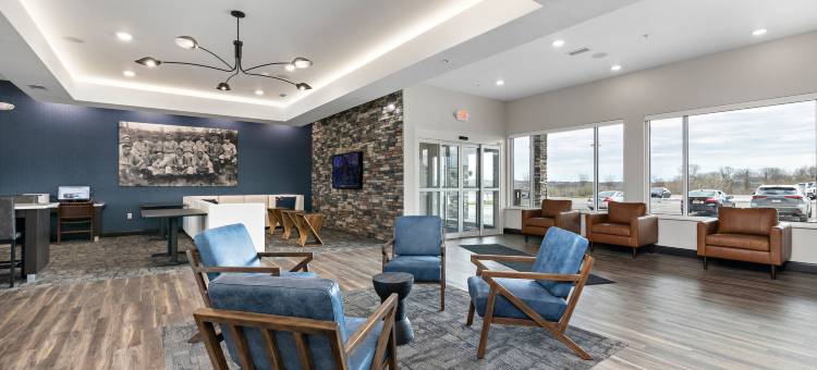 北堪萨斯城假日酒店 - 帕克维尔(Holiday Inn Express Kansas City North – Parkville)图片