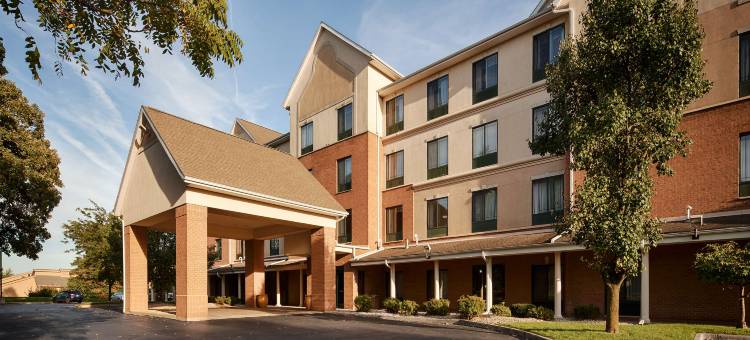 卡拉马祖贝斯特韦斯特优质套房酒店(Best Western Plus Kalamazoo Suites)图片