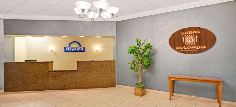 奥兰多机场/佛罗里达购物中心温德姆戴斯酒店(Days Inn by Wyndham Orlando Airport Florida Mall)图片
