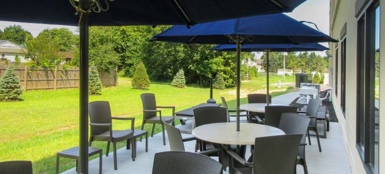 舒适套房酒店阿米什乡村(Comfort Inn & Suites Amish Country)图片