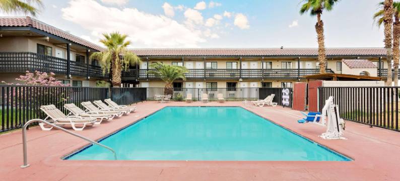 针城温德姆戴斯套房酒店(Days Inn & Suites by Wyndham Needles)图片