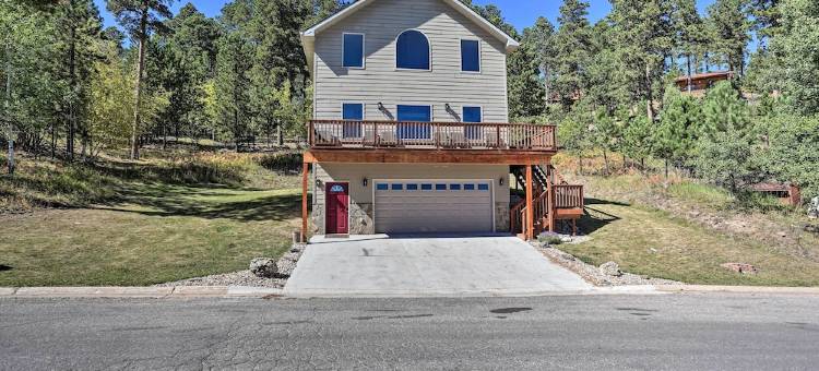 Spacious Lead Cabin w/ Game Room ~ 1 Mi Downtown!图片