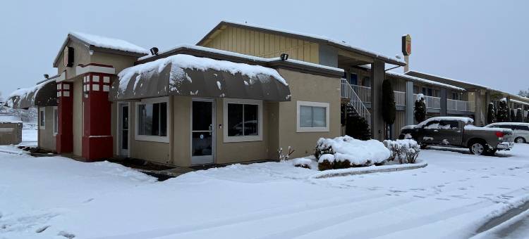 雷德布拉夫速8酒店(Super 8 by Wyndham Red Bluff)图片