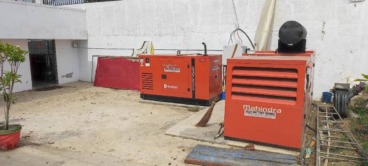 Bahraich Hotel C R Resort图片