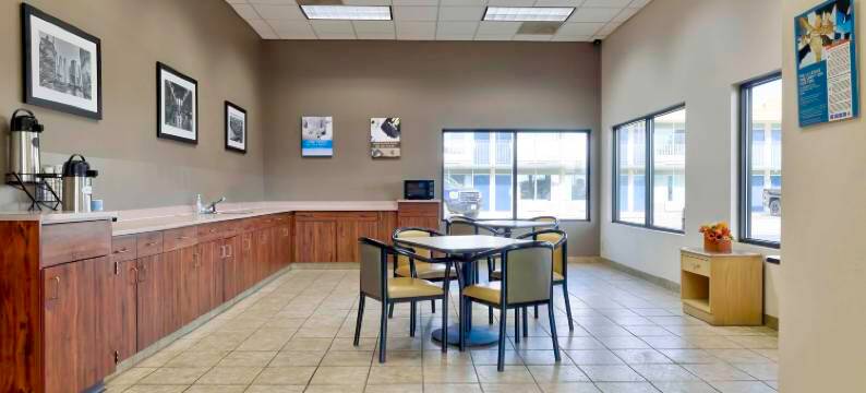 Studio 6 埃芬汉, 伊利诺伊州(Studio 6 Effingham, IL)图片