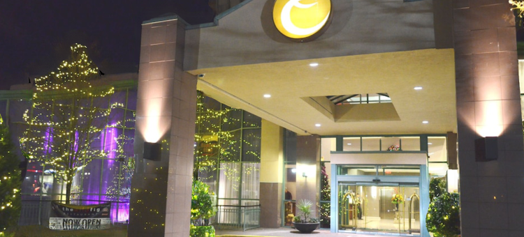 高贵林行政广场酒店(Executive Plaza Hotel & Conference Centre, Metro Vancouver)图片