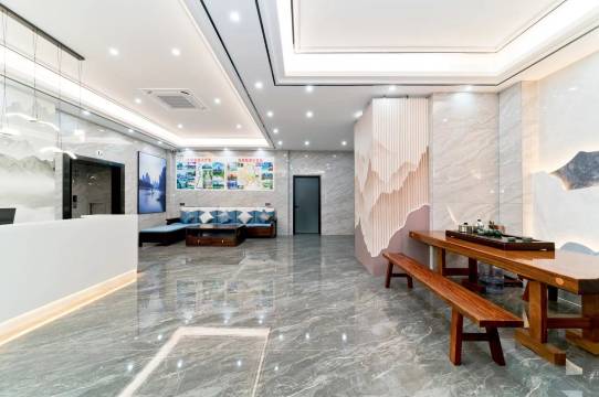 栖江居酒店(兴坪古镇店)