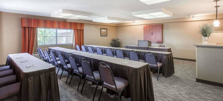 温德姆戴斯酒店及套房-迈措沃凤凰城附近(Days Inn & Suites by Wyndham Mesa Near Phoenix)图片