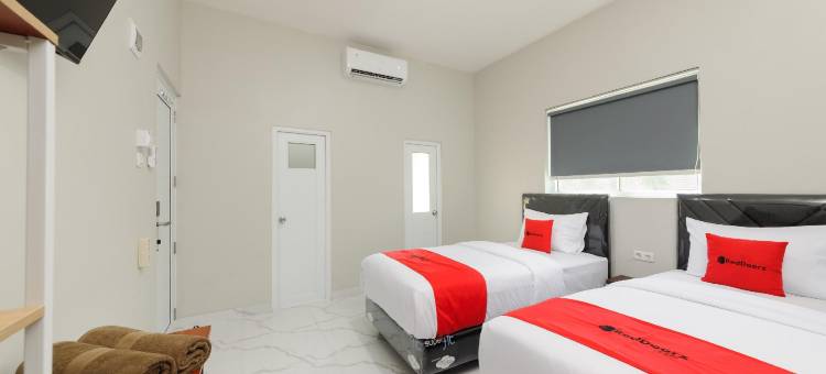 RedDoorz near GSG UNILA Lampung图片