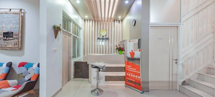 红多兹酒店-近万隆新市场(RedDoorz Near Pasar Baru Bandung)图片