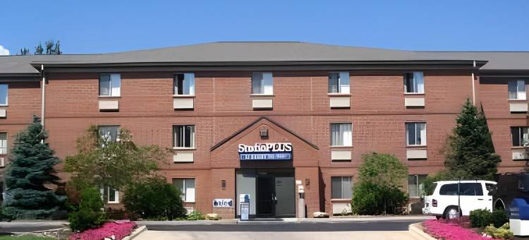 郊区工作室科普利阿克伦西(Suburban Studios Copley Akron West)图片