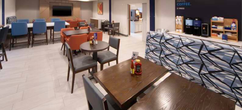 智选假日套房酒店小石城西(Holiday Inn Express & Suites LITTLE ROCK-WEST by IHG)图片